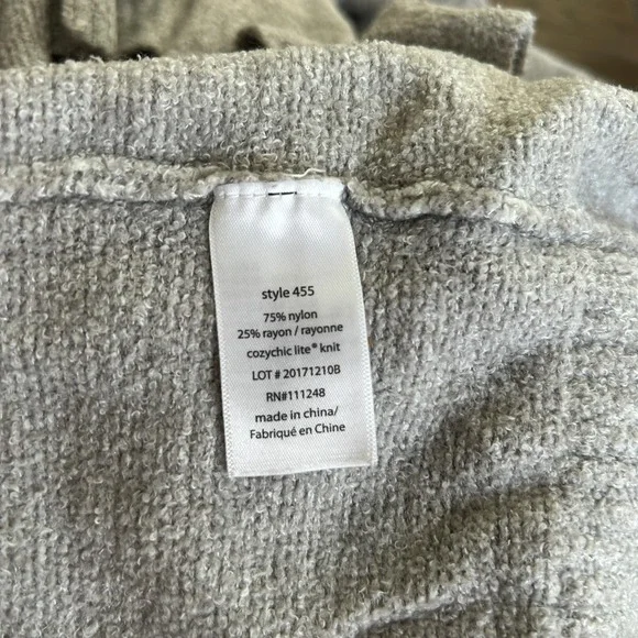 Barefoot Dreams #455 Women's Gray CozyChic Lite® Weekend Wrap Shawl Sweater - Picture 14 of 15